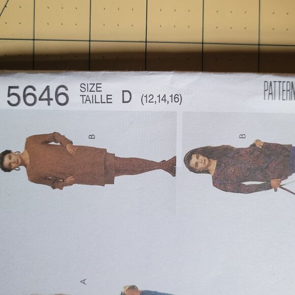 Easy McCall's 5646 One or 2-Piece Dress Misses Size 12-14-16 - Picture 2 of 3